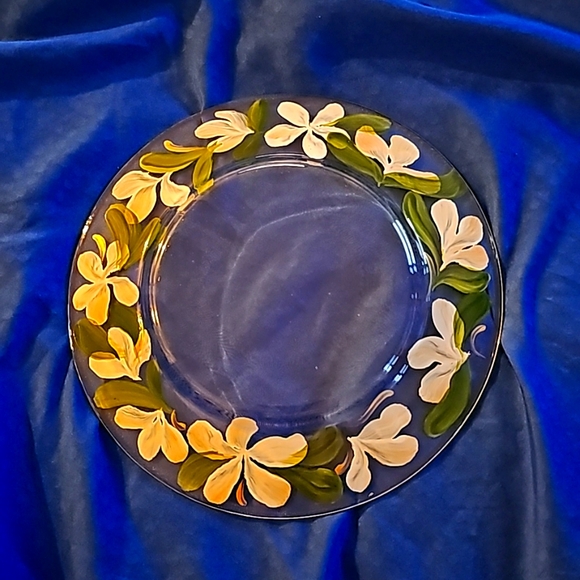 Handpainted 7.5" in diameter small plates or saucers. (5pcs) - Picture 10 of 10